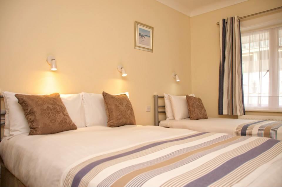 The Riviera Hotel & Apartments - Alum Chine Bournemouth Room photo